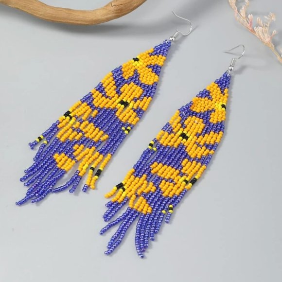 ⭐️❤️ FREE Beaded Fringe Daisy Tassel Drop Flower Floral Hipster Disco Earrings - Picture 4 of 4